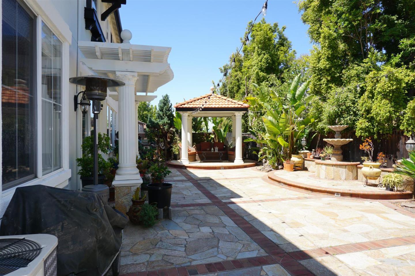 Detail Gallery Image 23 of 25 For 3553 Cassis Ct, San Jose,  CA 95148 - 5 Beds | 4/1 Baths
