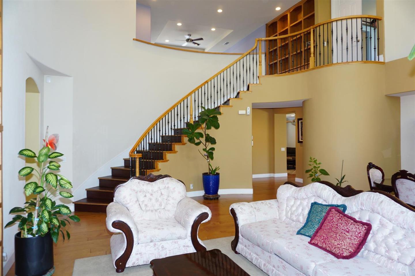 Detail Gallery Image 5 of 25 For 3553 Cassis Ct, San Jose,  CA 95148 - 5 Beds | 4/1 Baths
