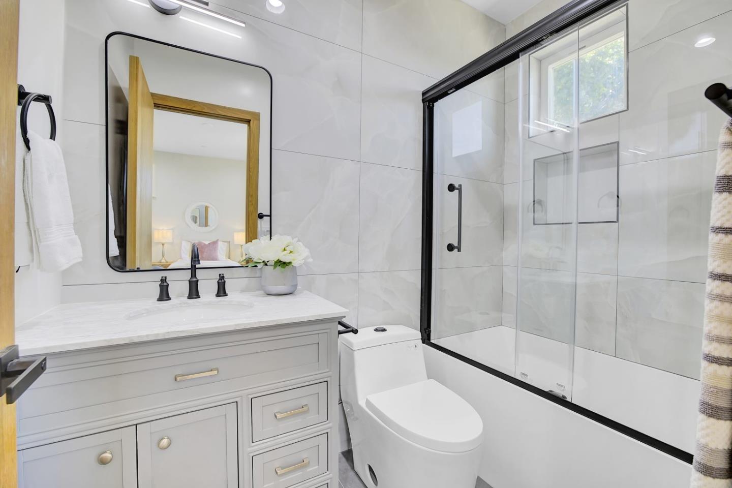 Detail Gallery Image 27 of 42 For 34926 Moina Shaiq Cmn, Fremont,  CA 94555 - 4 Beds | 3 Baths