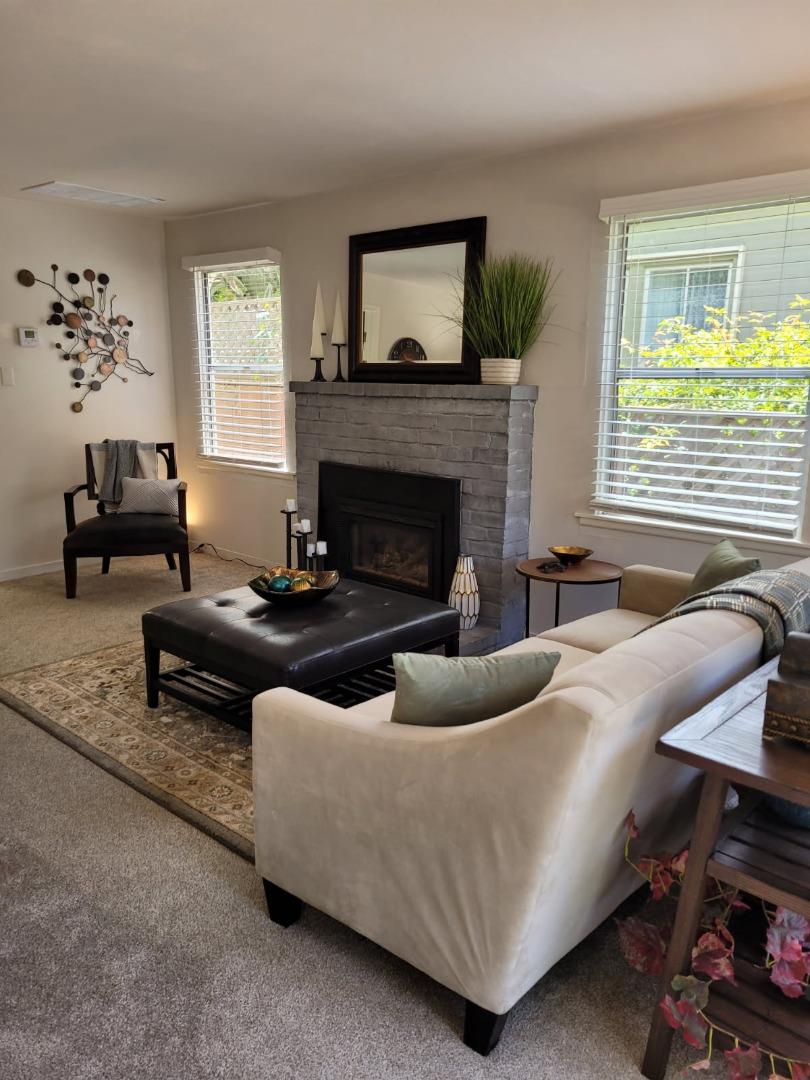 Detail Gallery Image 17 of 31 For 1201 David Ave, Pacific Grove,  CA 93950 - 3 Beds | 2 Baths