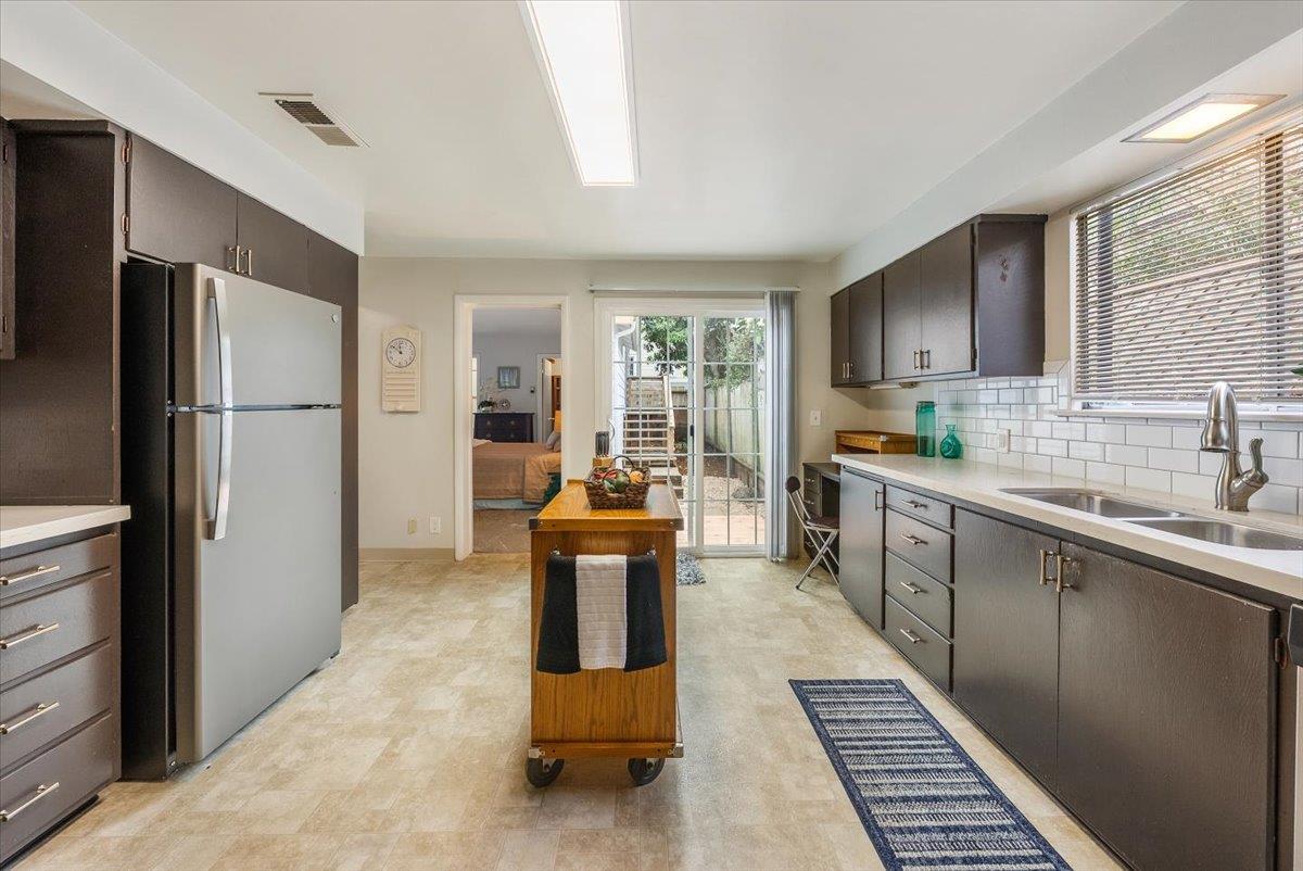 Detail Gallery Image 19 of 31 For 1201 David Ave, Pacific Grove,  CA 93950 - 3 Beds | 2 Baths