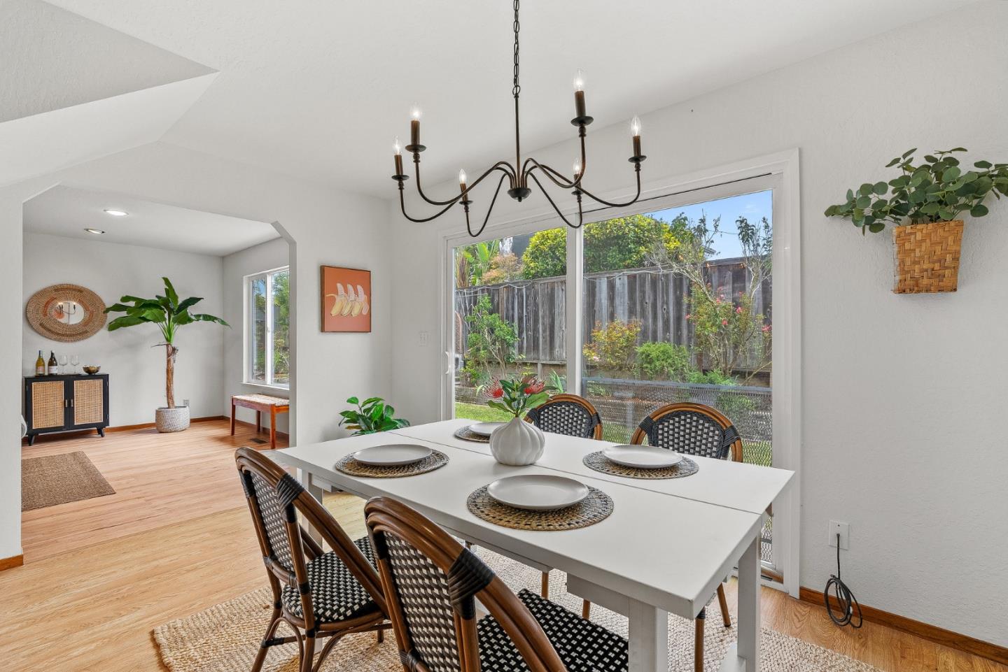 Detail Gallery Image 10 of 49 For 150 Sir Francis Ct, Capitola,  CA 95010 - 4 Beds | 4 Baths