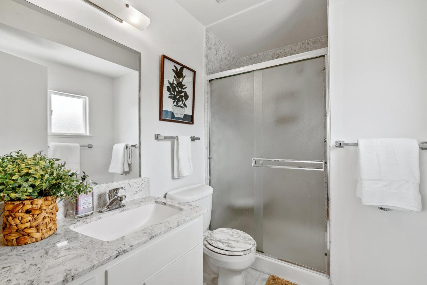 Detail Gallery Image 21 of 49 For 150 Sir Francis Ct, Capitola,  CA 95010 - 4 Beds | 4 Baths