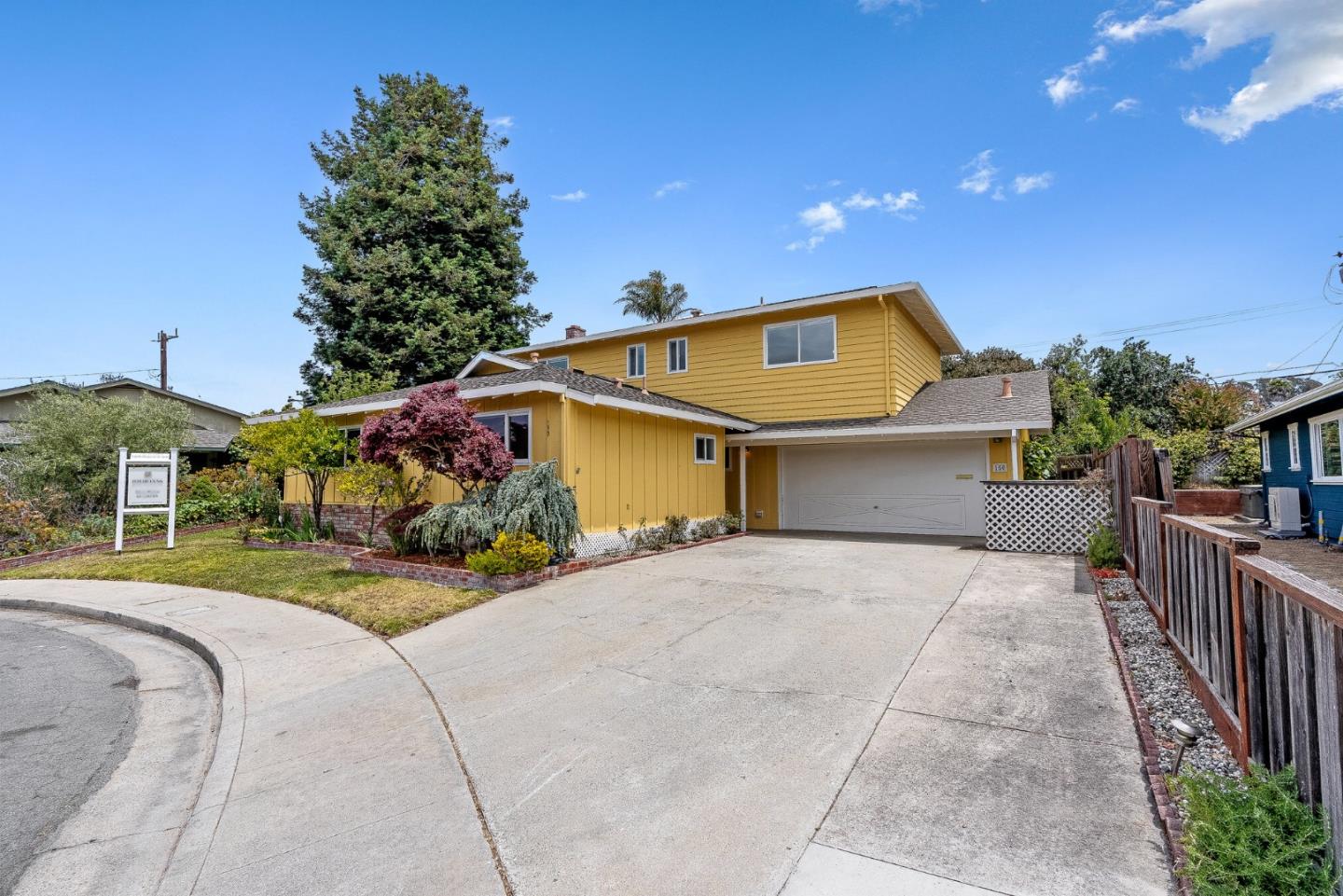 Detail Gallery Image 4 of 49 For 150 Sir Francis Ct, Capitola,  CA 95010 - 4 Beds | 4 Baths