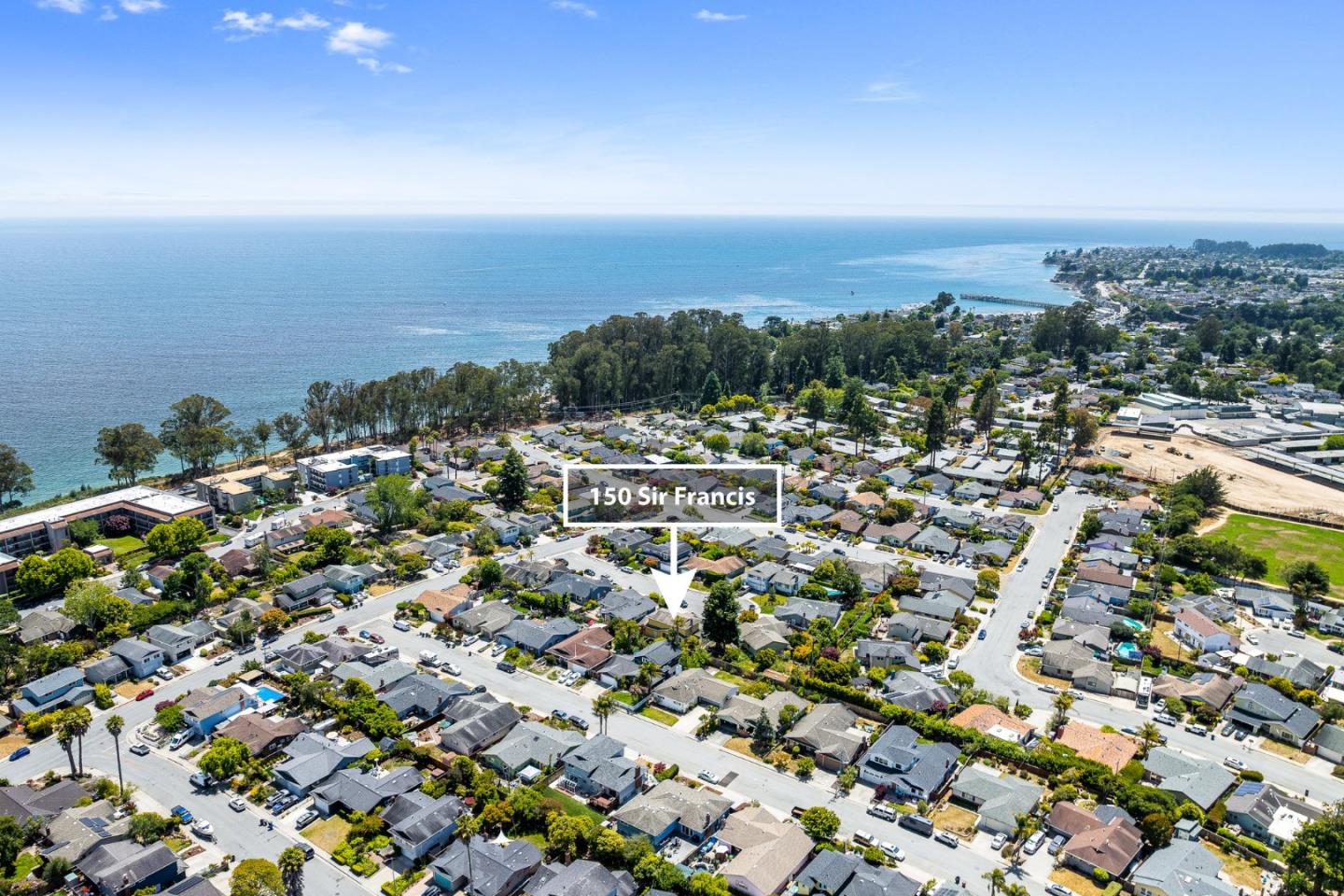 Detail Gallery Image 47 of 49 For 150 Sir Francis Ct, Capitola,  CA 95010 - 4 Beds | 4 Baths