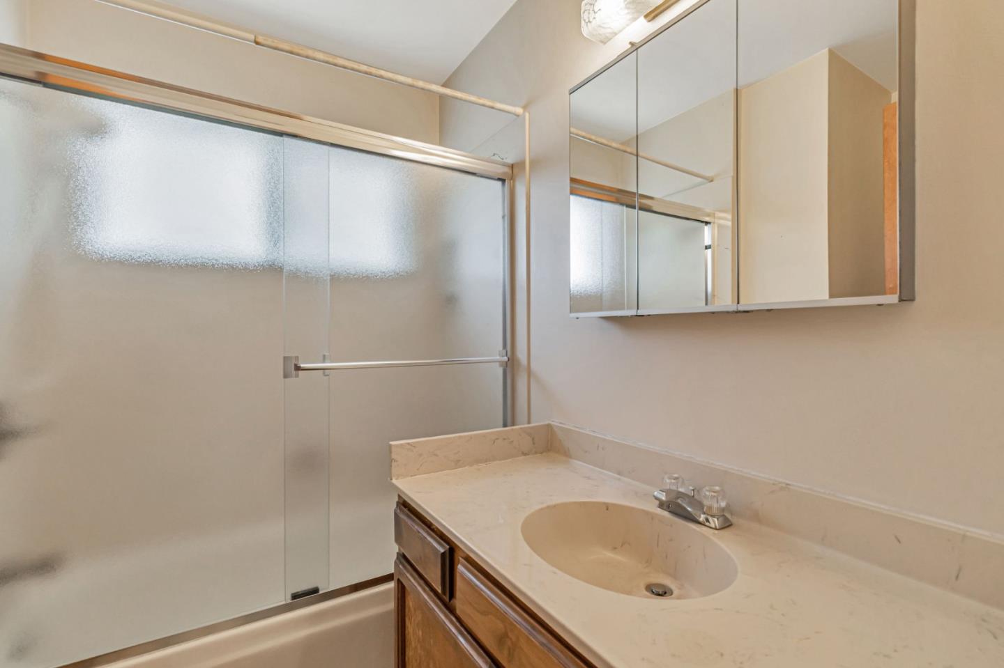 Detail Gallery Image 24 of 46 For 2643 Garfield St, San Mateo,  CA 94403 - 4 Beds | 3/1 Baths