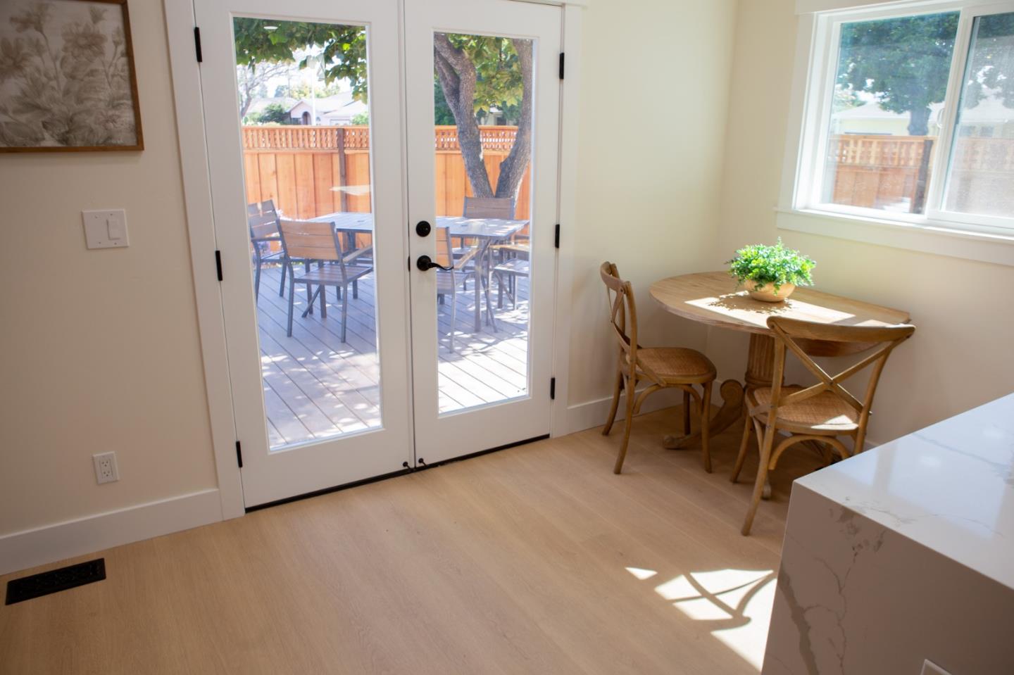 Detail Gallery Image 11 of 24 For 1992 De La Pena Ave, Santa Clara,  CA 95050 - 4 Beds | 2 Baths