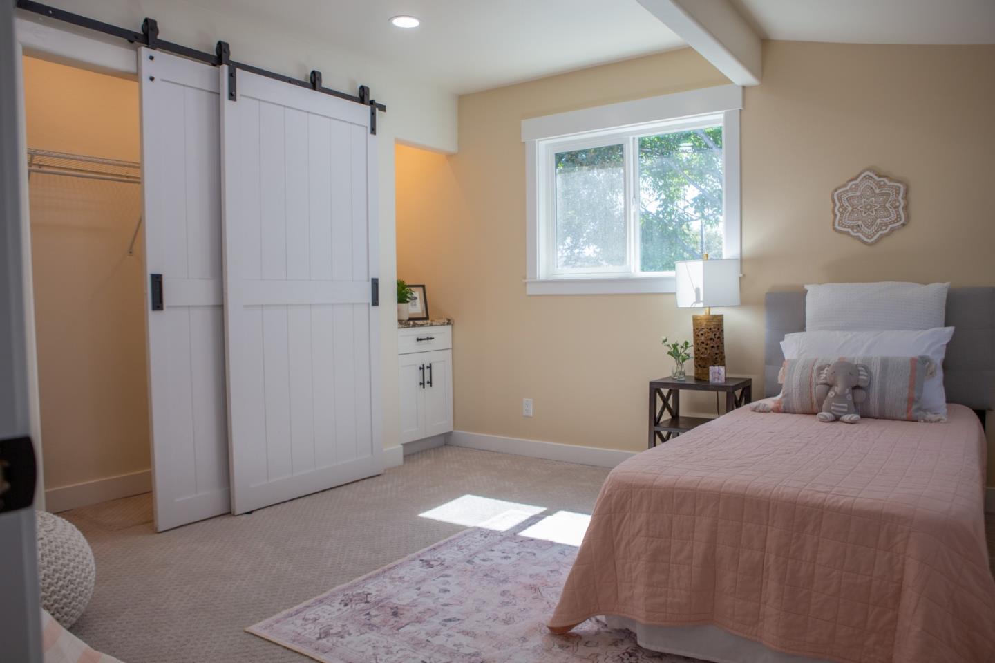 Detail Gallery Image 12 of 24 For 1992 De La Pena Ave, Santa Clara,  CA 95050 - 4 Beds | 2 Baths