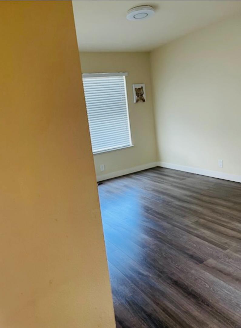 Detail Gallery Image 11 of 36 For 2101 Darnis Cir, Morgan Hill,  CA 95037 - 3 Beds | 2/1 Baths
