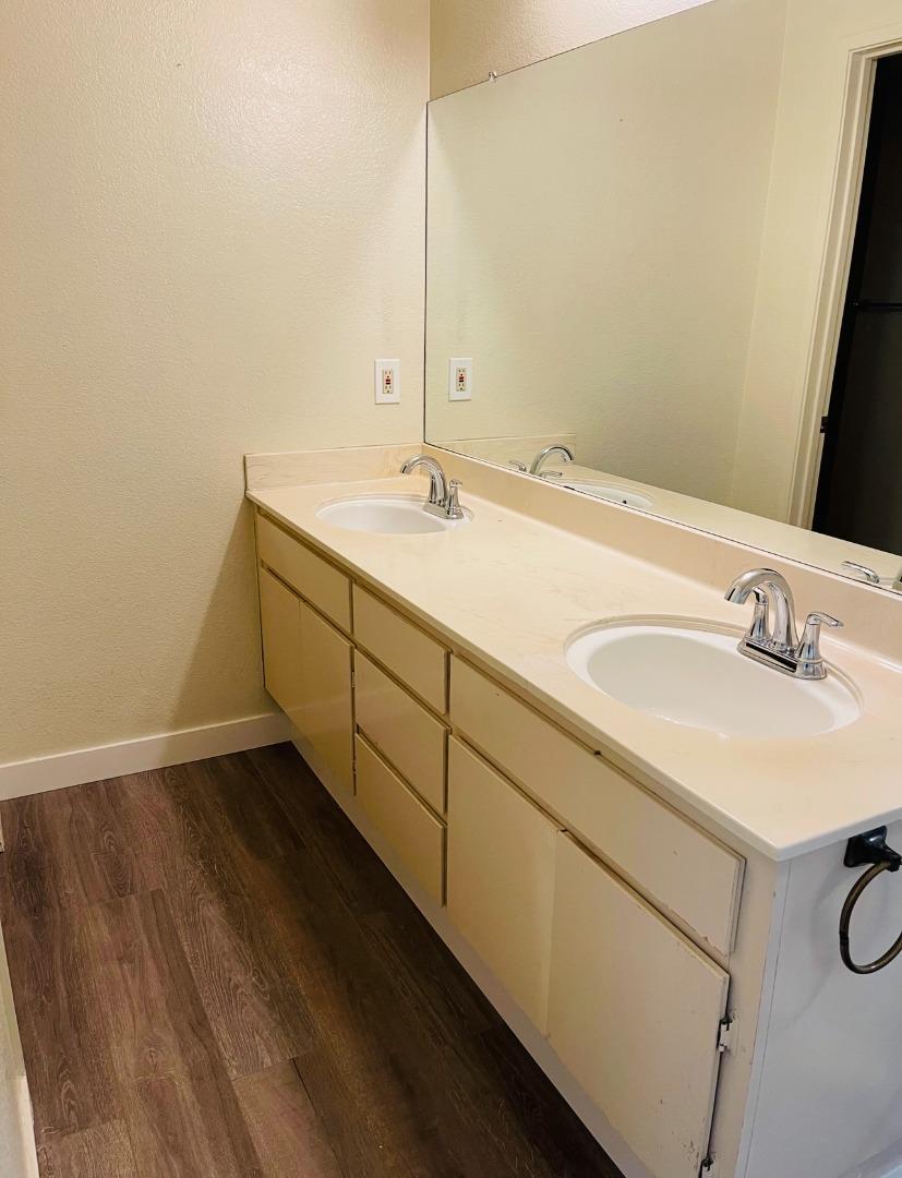 Detail Gallery Image 22 of 36 For 2101 Darnis Cir, Morgan Hill,  CA 95037 - 3 Beds | 2/1 Baths