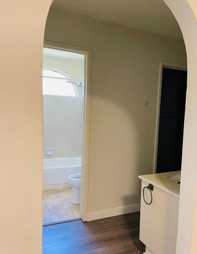 Detail Gallery Image 24 of 36 For 2101 Darnis Cir, Morgan Hill,  CA 95037 - 3 Beds | 2/1 Baths