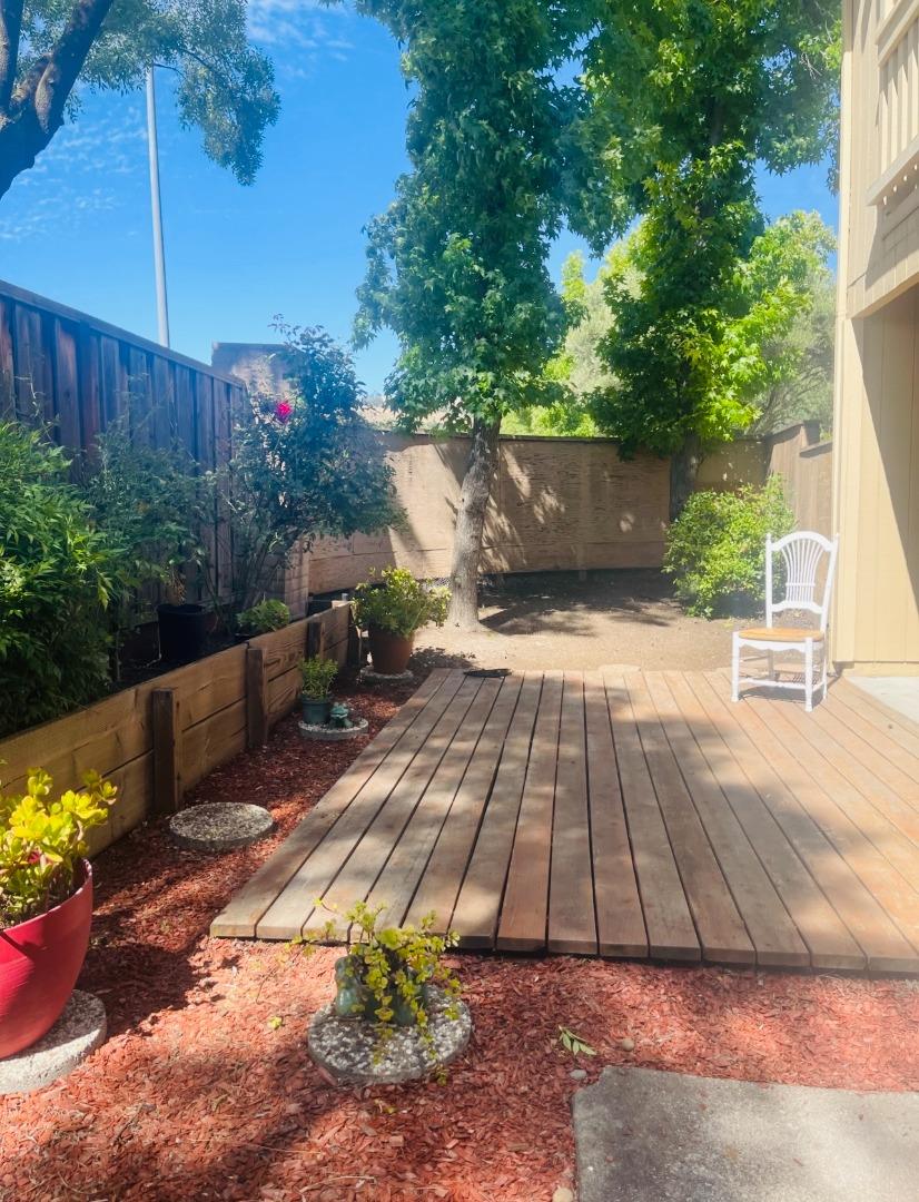 Detail Gallery Image 33 of 36 For 2101 Darnis Cir, Morgan Hill,  CA 95037 - 3 Beds | 2/1 Baths