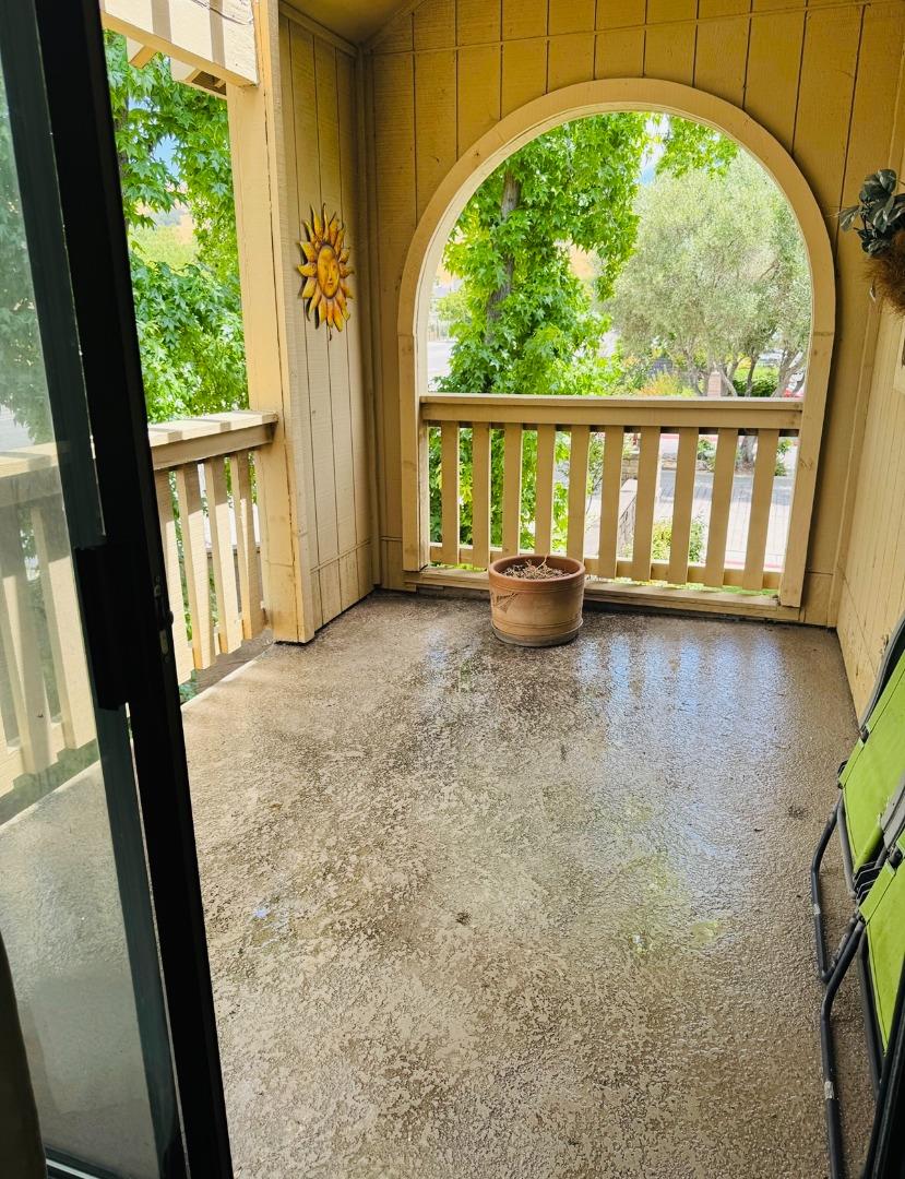 Detail Gallery Image 34 of 36 For 2101 Darnis Cir, Morgan Hill,  CA 95037 - 3 Beds | 2/1 Baths