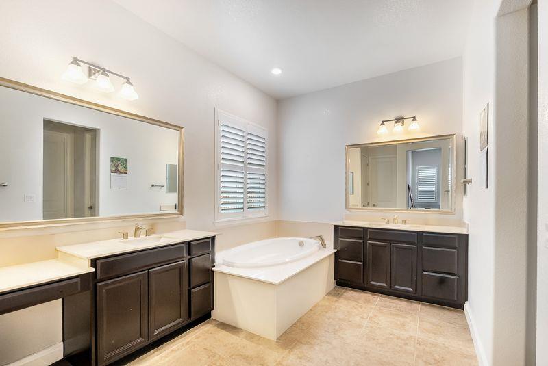 Detail Gallery Image 16 of 25 For 7922 Cinnamon Way, Gilroy,  CA 95020 - 4 Beds | 3/1 Baths