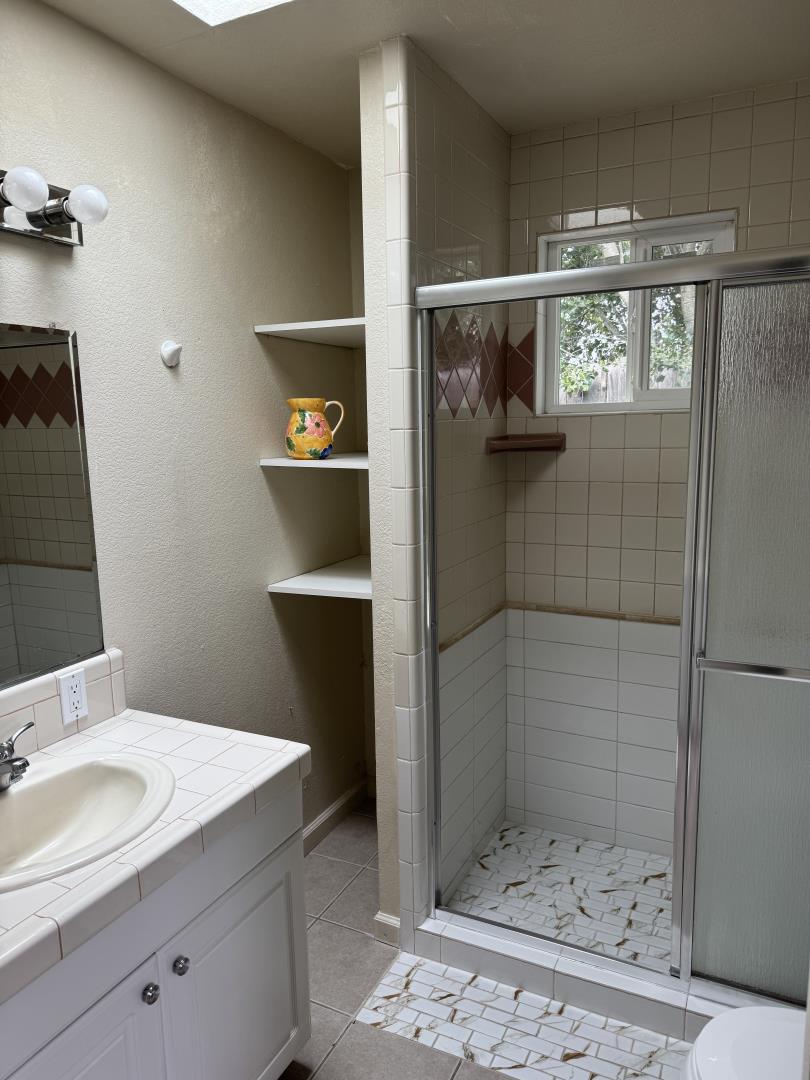 Detail Gallery Image 18 of 30 For 1713 Goodwin St, Seaside,  CA 93955 - 3 Beds | 2 Baths