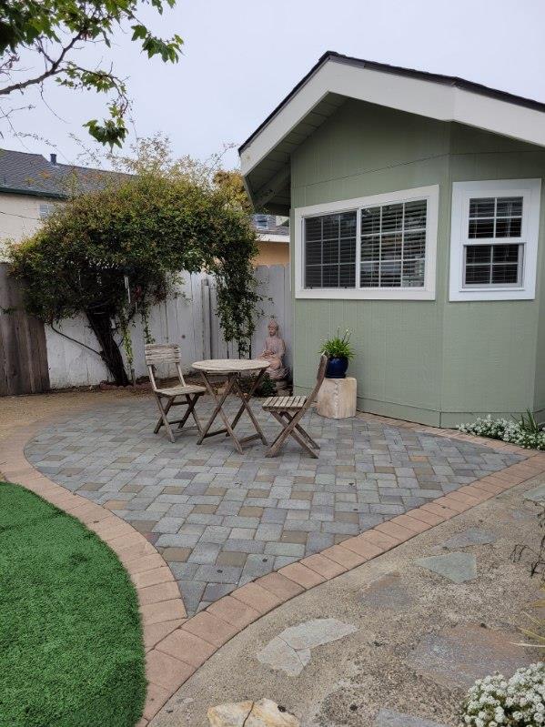 Detail Gallery Image 4 of 30 For 1713 Goodwin St, Seaside,  CA 93955 - 3 Beds | 2 Baths