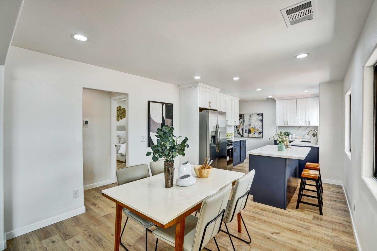 Detail Gallery Image 6 of 23 For 1563 150th Ave, San Leandro,  CA 94578 - 3 Beds | 2 Baths