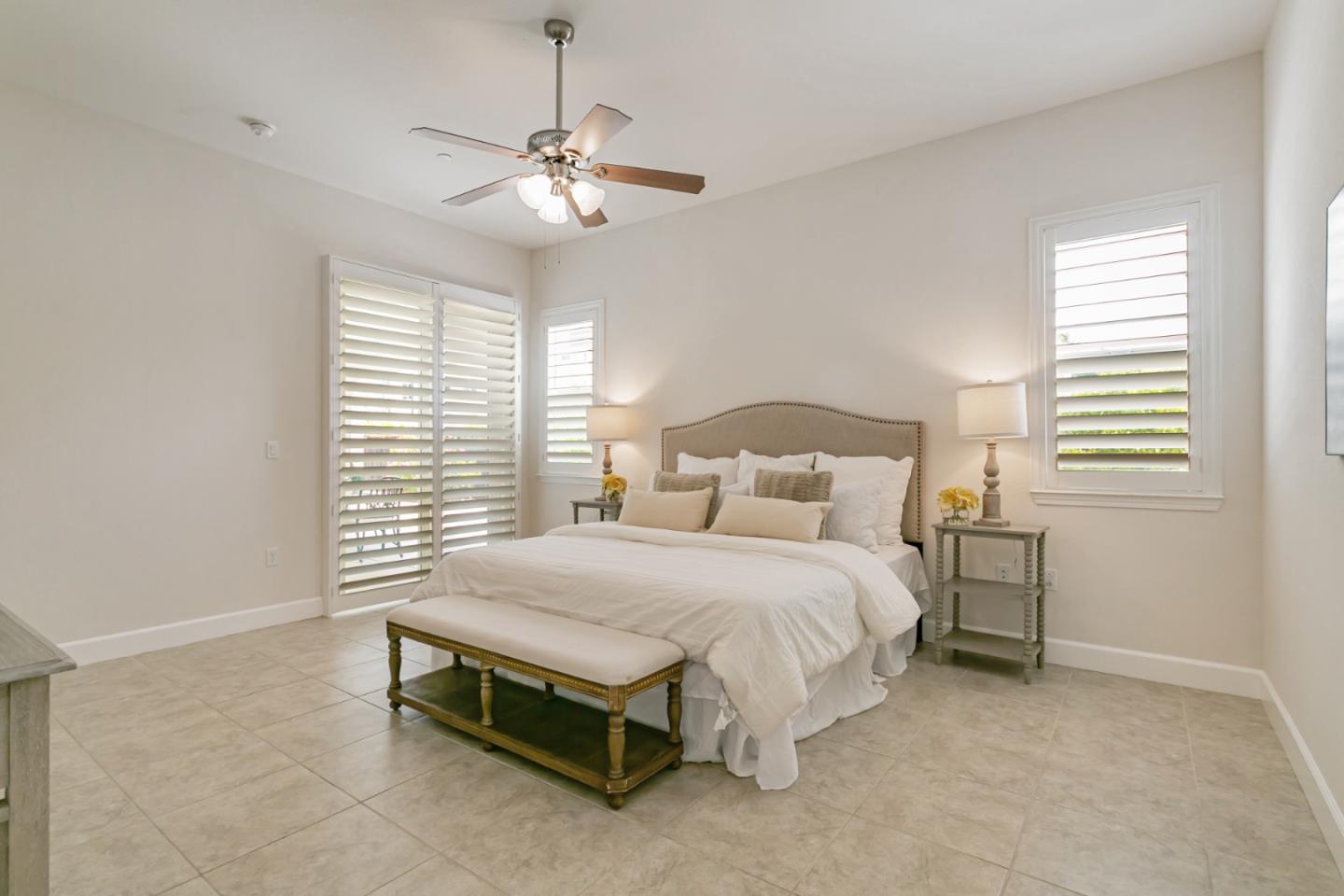 Detail Gallery Image 14 of 29 For 7942 Cinnamon Way, Gilroy,  CA 95020 - 4 Beds | 3/1 Baths