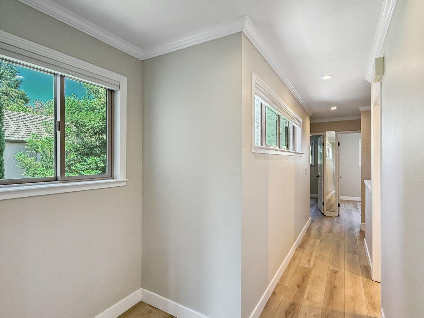 Detail Gallery Image 23 of 42 For 2540 Hawkington Ct, Santa Clara,  CA 95051 - 4 Beds | 2/1 Baths