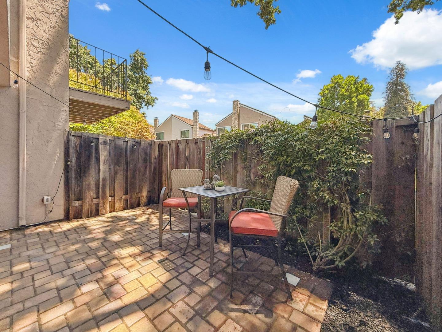 Detail Gallery Image 33 of 42 For 2540 Hawkington Ct, Santa Clara,  CA 95051 - 4 Beds | 2/1 Baths