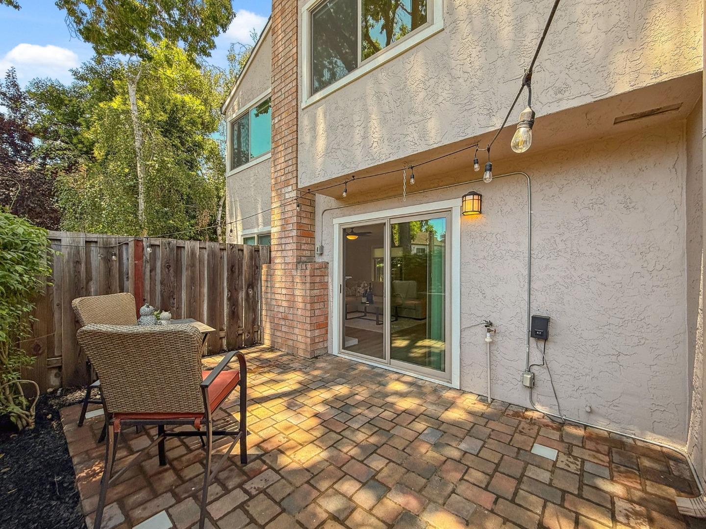 Detail Gallery Image 34 of 42 For 2540 Hawkington Ct, Santa Clara,  CA 95051 - 4 Beds | 2/1 Baths