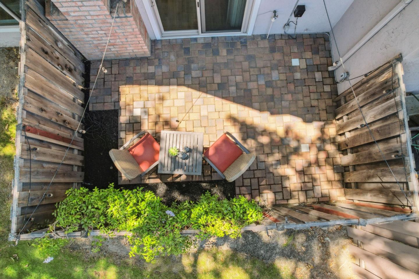 Detail Gallery Image 35 of 42 For 2540 Hawkington Ct, Santa Clara,  CA 95051 - 4 Beds | 2/1 Baths