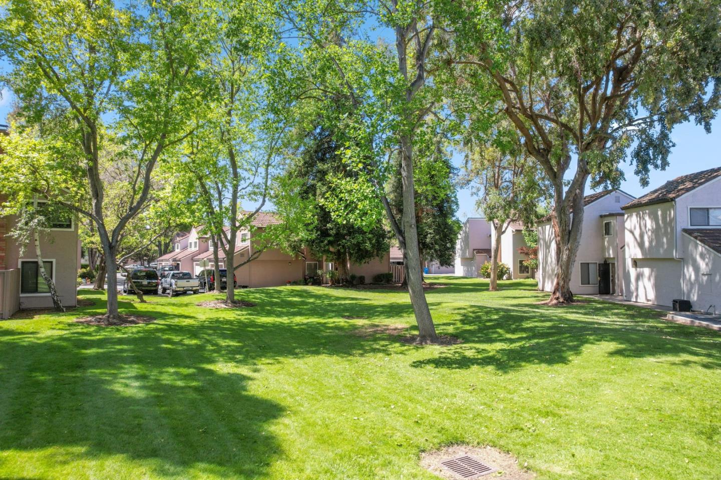 Detail Gallery Image 38 of 42 For 2540 Hawkington Ct, Santa Clara,  CA 95051 - 4 Beds | 2/1 Baths