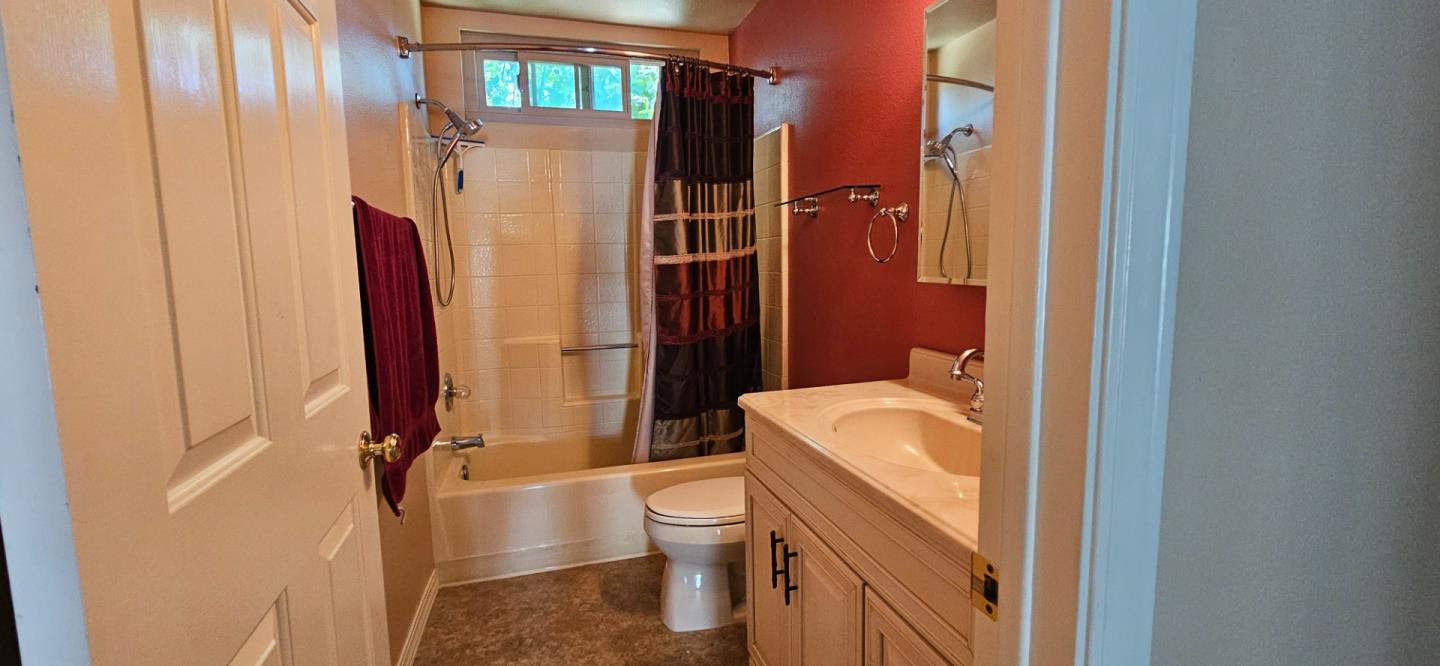 Detail Gallery Image 8 of 29 For 5680 Forked Horn Pl, Paso Robles,  CA 93446 - 3 Beds | 2 Baths