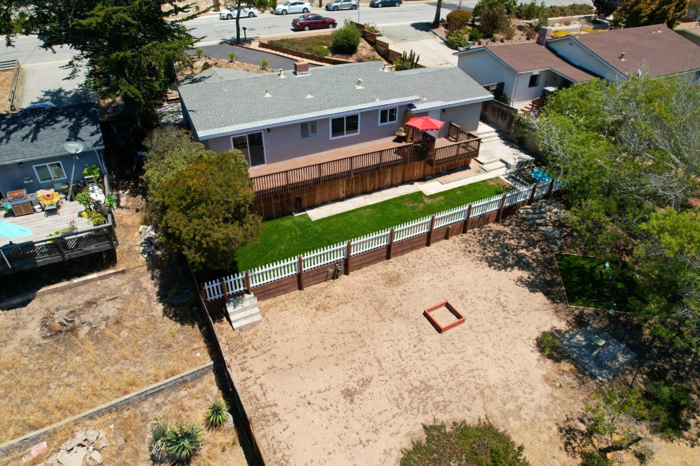 Detail Gallery Image 2 of 24 For 1556 Hilby Ave, Seaside,  CA 93955 - 3 Beds | 1/1 Baths