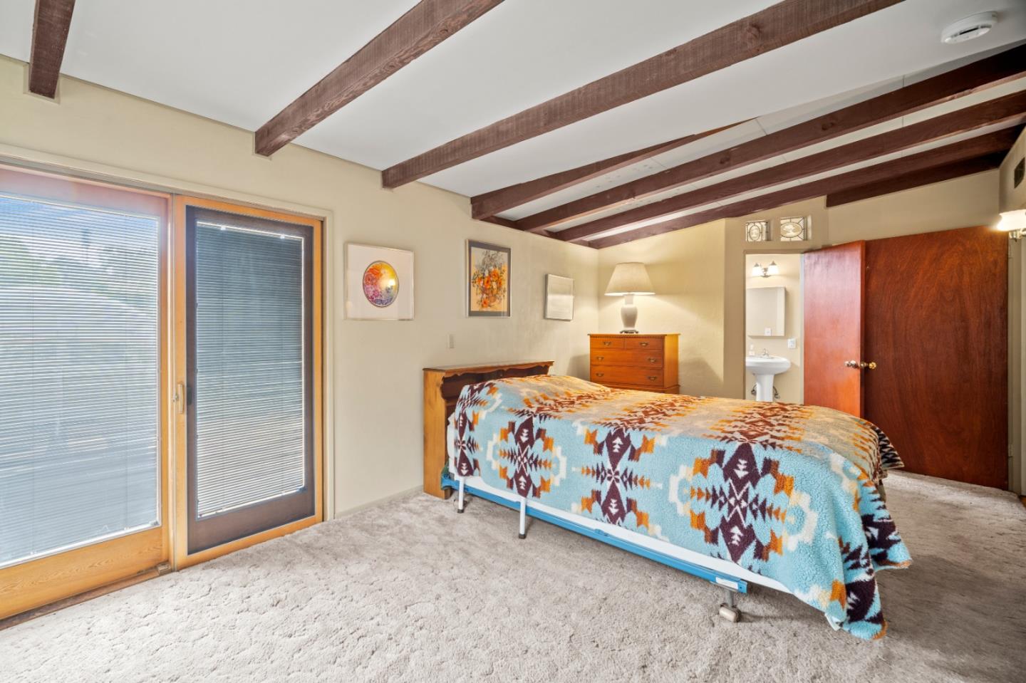 Detail Gallery Image 26 of 35 For 831 Arlington Pl, Del Rey Oaks,  CA 93940 - 4 Beds | 2 Baths