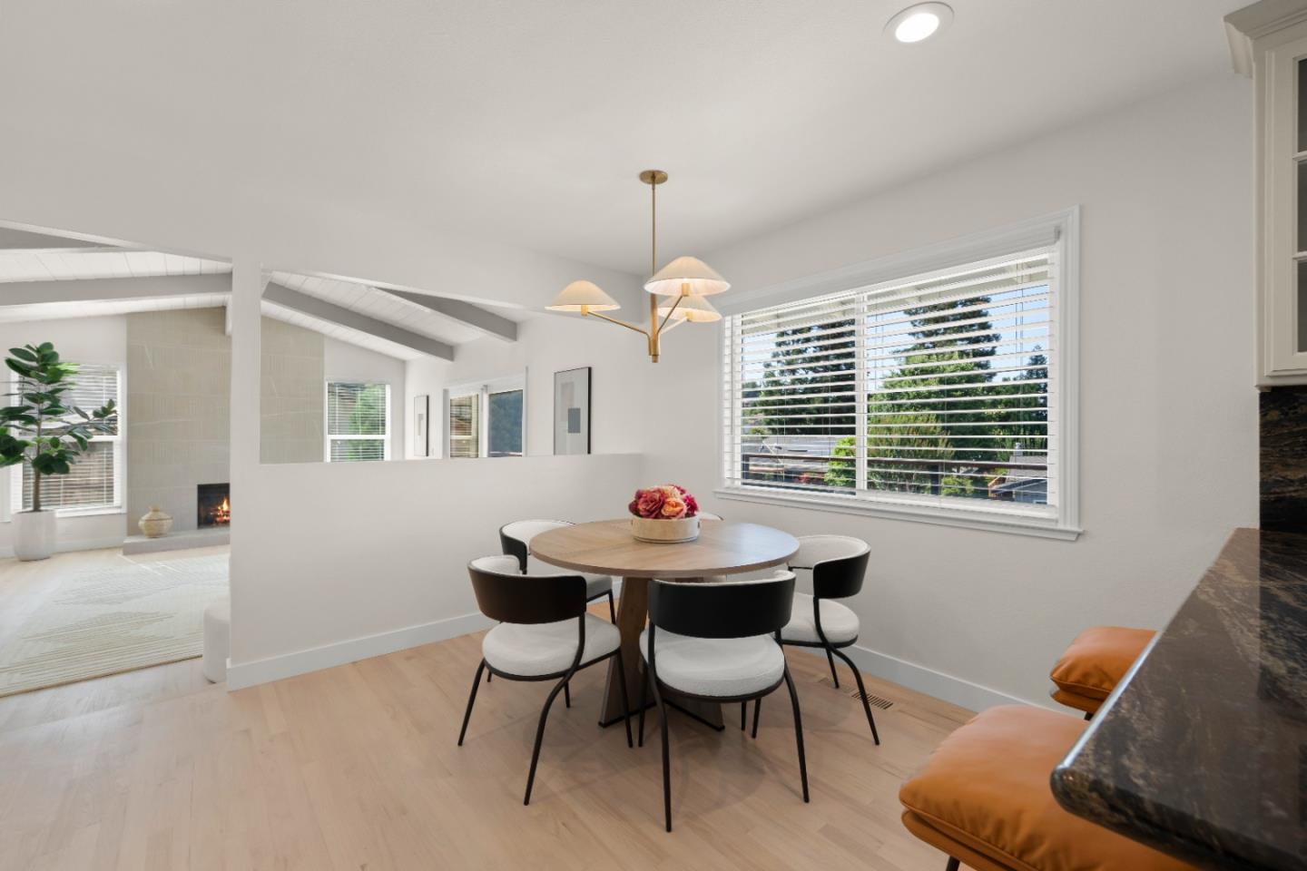 Detail Gallery Image 13 of 53 For 1590 El Dorado Dr, Gilroy,  CA 95020 - 4 Beds | 2 Baths