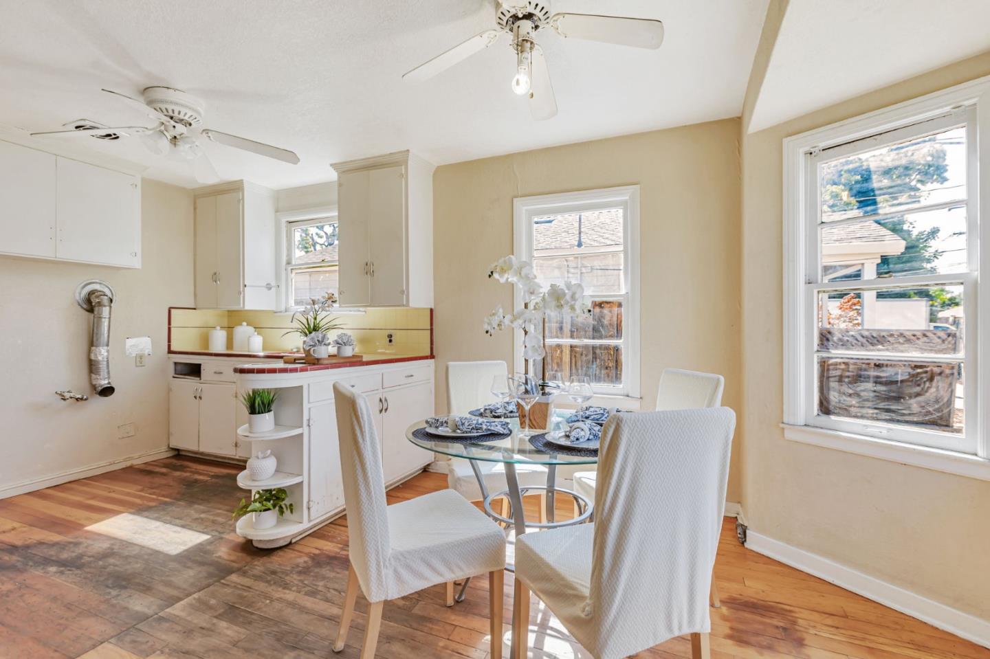 Detail Gallery Image 10 of 29 For 330 Hull Ave, San Jose,  CA 95125 - 2 Beds | 1 Baths