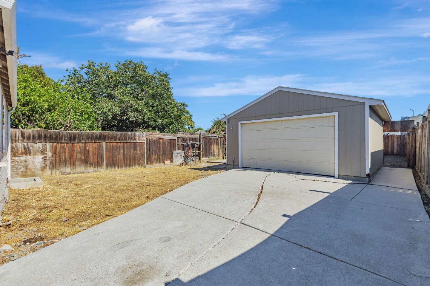 Detail Gallery Image 24 of 29 For 330 Hull Ave, San Jose,  CA 95125 - 2 Beds | 1 Baths