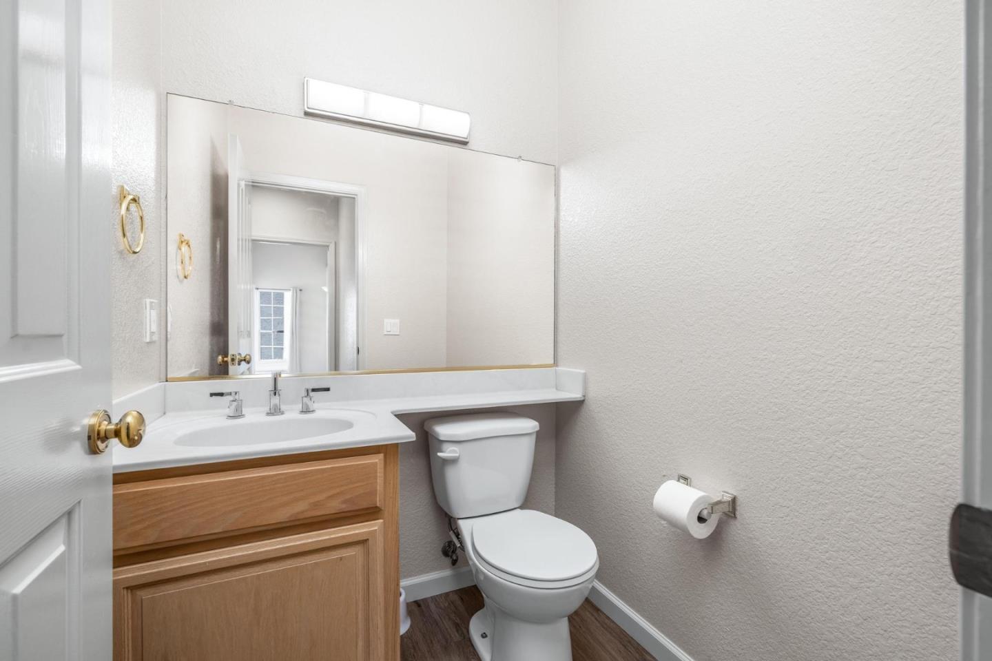 Detail Gallery Image 15 of 31 For 1500 Scenic Dr #18,  Modesto,  CA 95355 - 3 Beds | 2/1 Baths
