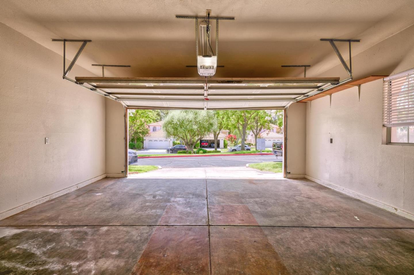 Detail Gallery Image 27 of 31 For 1500 Scenic Dr #18,  Modesto,  CA 95355 - 3 Beds | 2/1 Baths