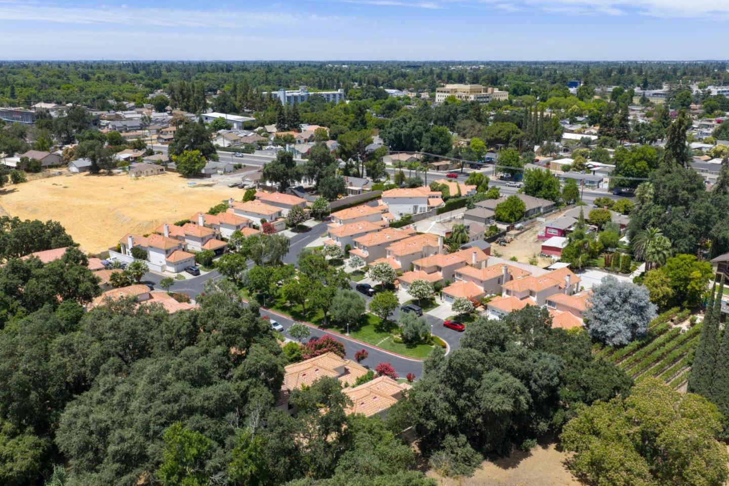 Detail Gallery Image 30 of 31 For 1500 Scenic Dr #18,  Modesto,  CA 95355 - 3 Beds | 2/1 Baths
