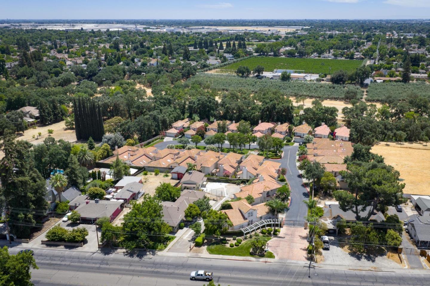 Detail Gallery Image 31 of 31 For 1500 Scenic Dr #18,  Modesto,  CA 95355 - 3 Beds | 2/1 Baths
