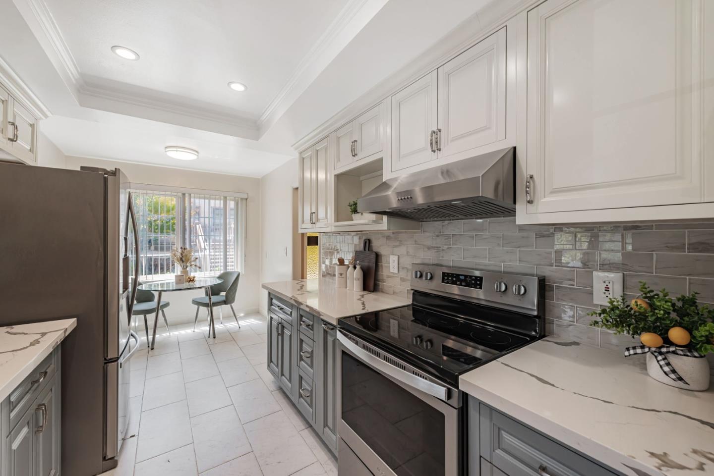 Detail Gallery Image 11 of 34 For 5090 Cribari Pl, San Jose,  CA 95135 - 2 Beds | 2 Baths