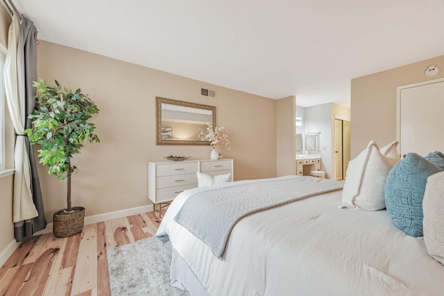 Detail Gallery Image 19 of 34 For 5090 Cribari Pl, San Jose,  CA 95135 - 2 Beds | 2 Baths