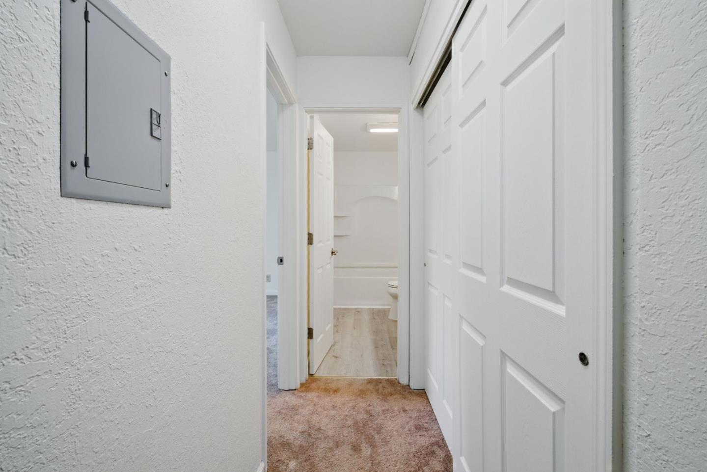Detail Gallery Image 14 of 28 For 940 Kiely Blvd #H,  Santa Clara,  CA 95051 - 2 Beds | 1 Baths