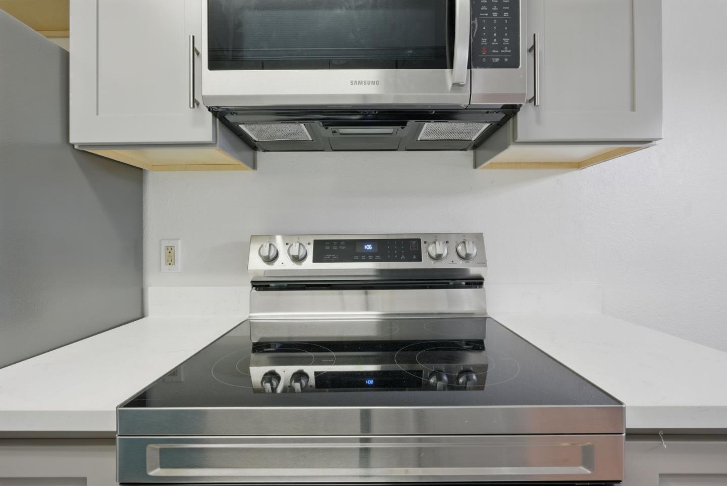 Detail Gallery Image 7 of 28 For 940 Kiely Blvd #H,  Santa Clara,  CA 95051 - 2 Beds | 1 Baths