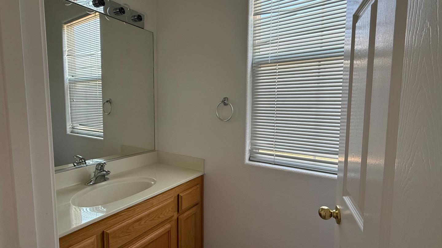 Detail Gallery Image 17 of 18 For 5906 Caddington Way, Sacramento,  CA 95835 - 3 Beds | 2/1 Baths