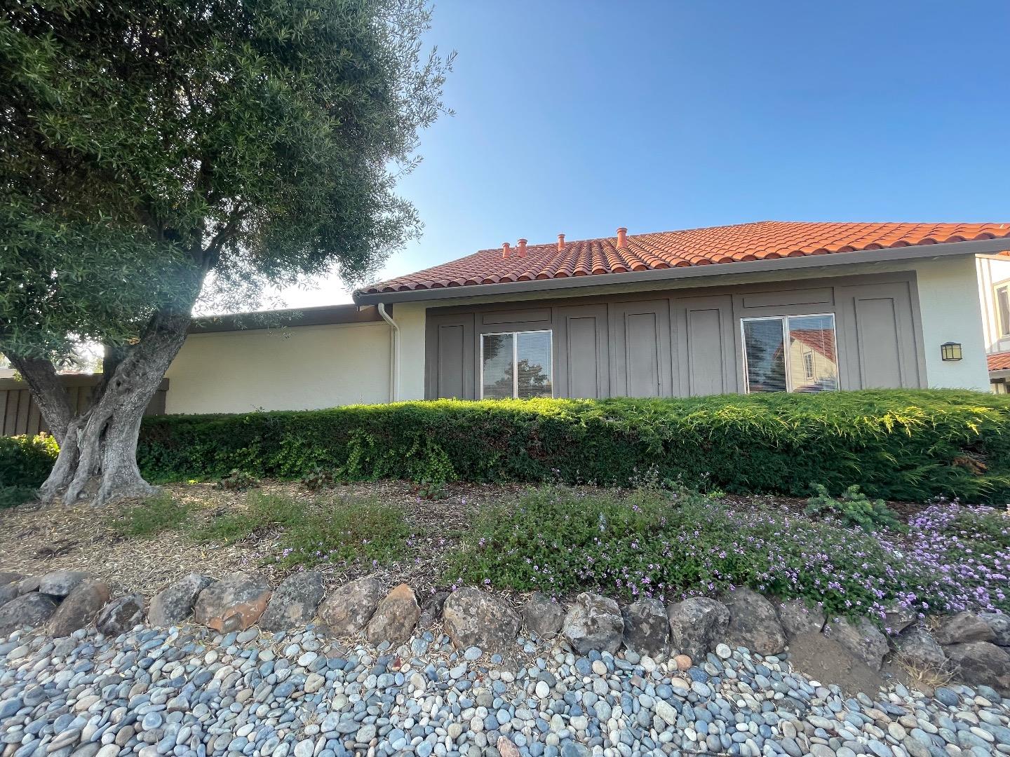 Detail Gallery Image 21 of 21 For 8063 Park Villa Cir, Cupertino,  CA 95014 - 3 Beds | 2 Baths