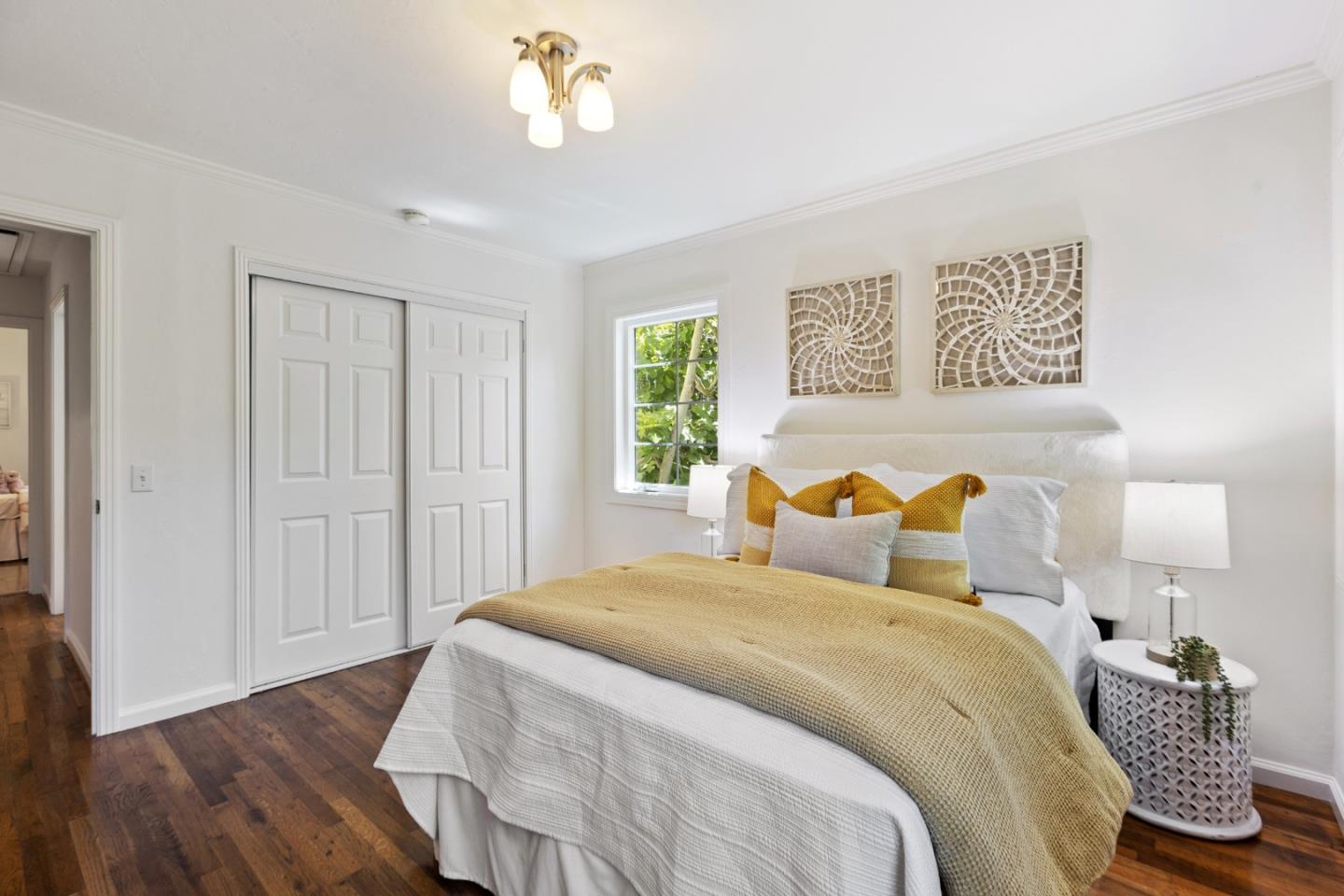 Detail Gallery Image 36 of 51 For 2001 Valparaiso Ave, Menlo Park,  CA 94025 - 3 Beds | 2 Baths