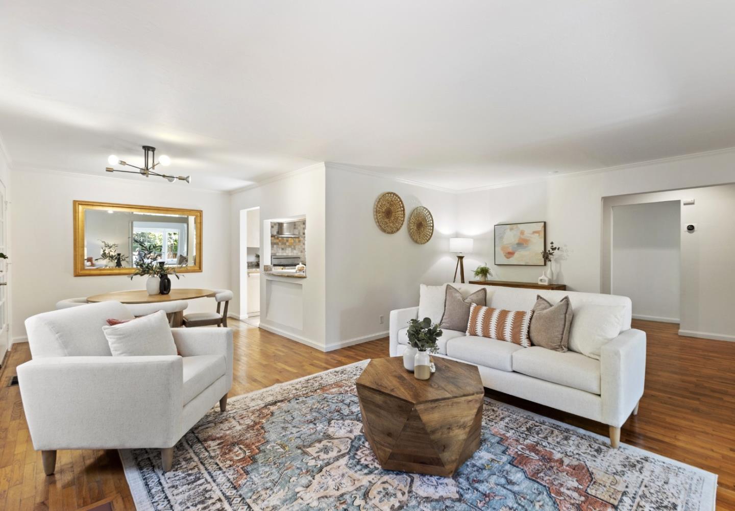 Detail Gallery Image 7 of 51 For 2001 Valparaiso Ave, Menlo Park,  CA 94025 - 3 Beds | 2 Baths