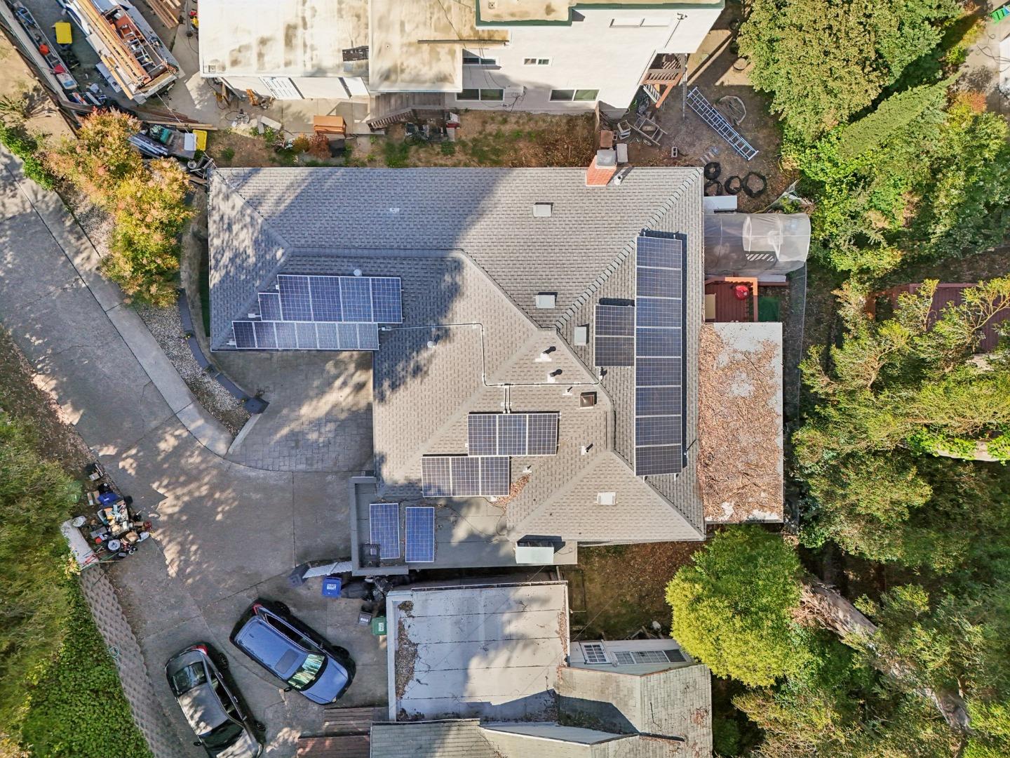 Detail Gallery Image 30 of 32 For 2401 Somerset Ave, Castro Valley,  CA 94546 - 4 Beds | 3 Baths