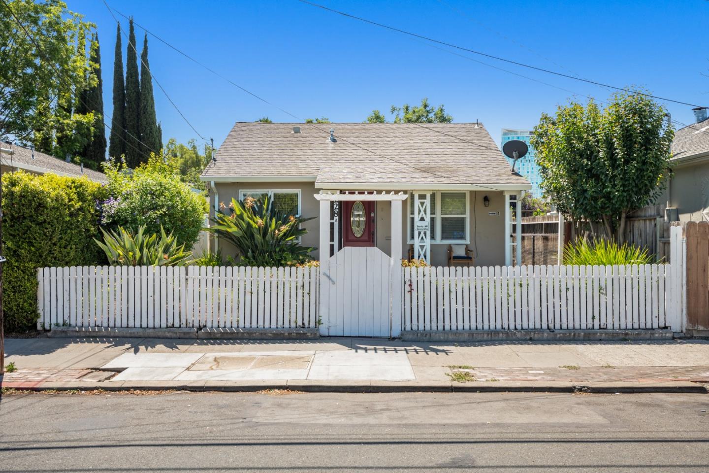 Thumbnail for 228 E Julian St, San Jose, CA 95112