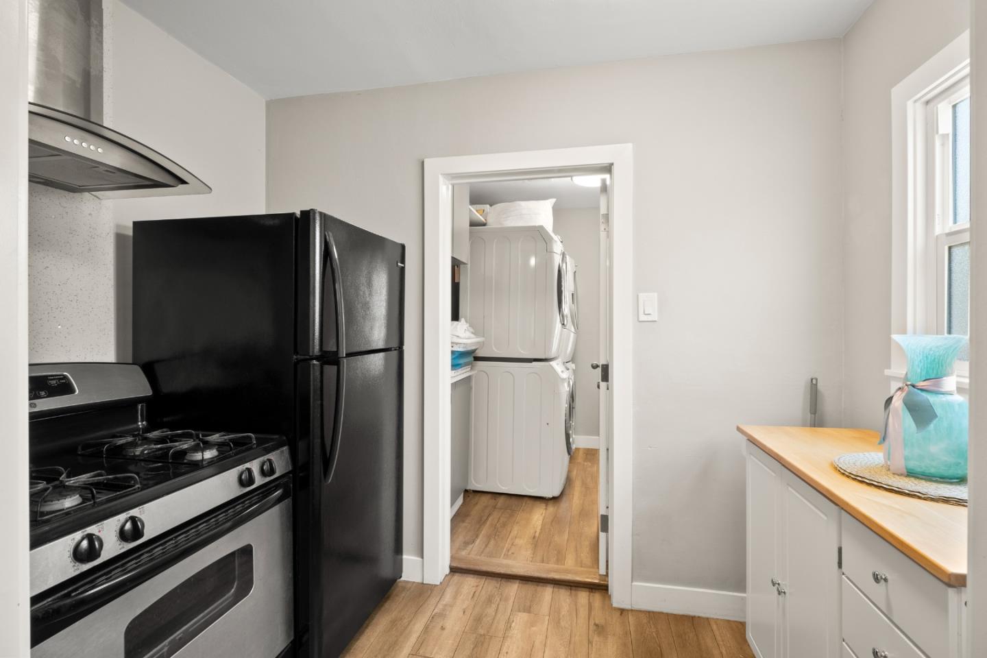 Detail Gallery Image 8 of 37 For 228 E Julian St, San Jose,  CA 95112 - – Beds | – Baths