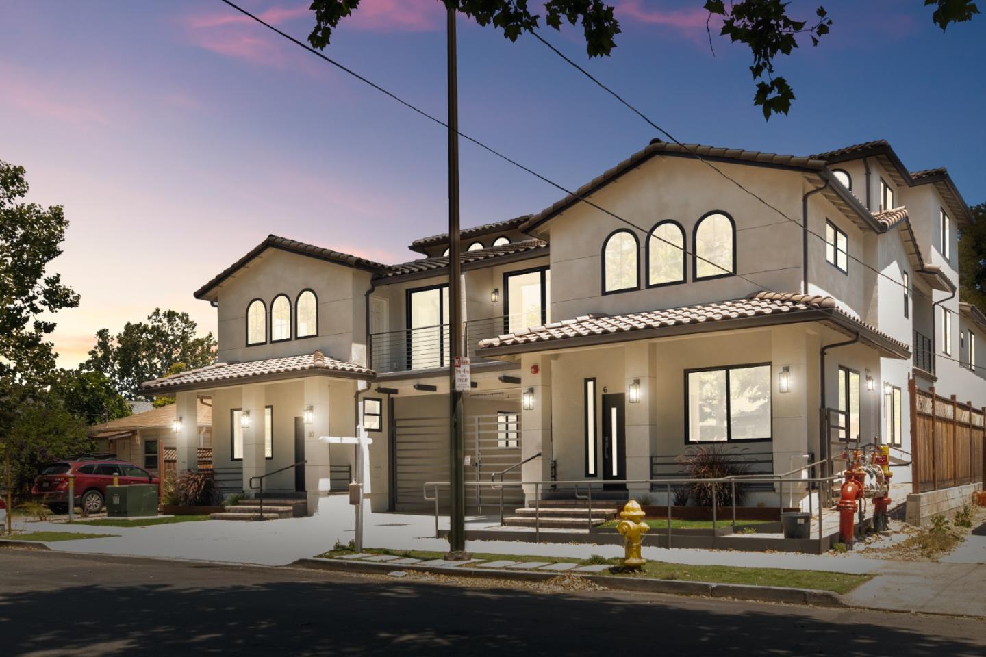 Detail Gallery Image 2 of 4 For 30 S 22nd St #2,  San Jose,  CA 95116 - 2 Beds | 2/1 Baths