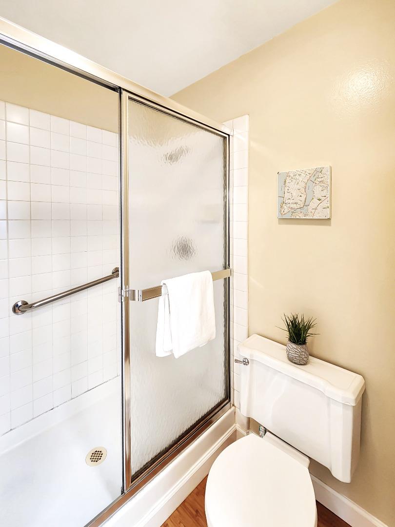 Detail Gallery Image 12 of 24 For 803 N Humboldt St #401,  San Mateo,  CA 94401 - 1 Beds | 1 Baths